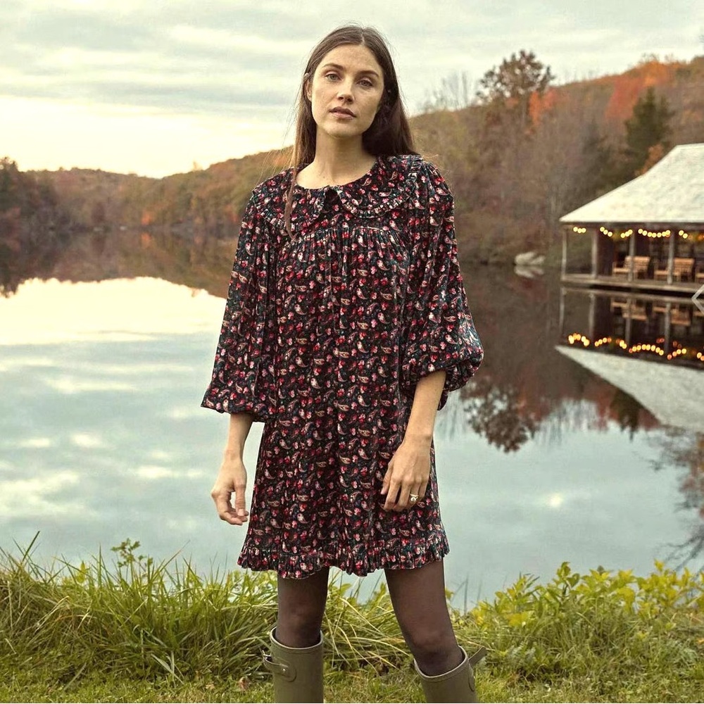 Doen Nora dress in Canterbury Teal Paisley - Picture 3 of 5